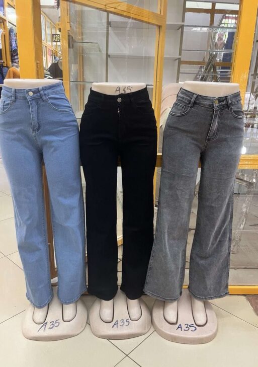 Mommy jeans