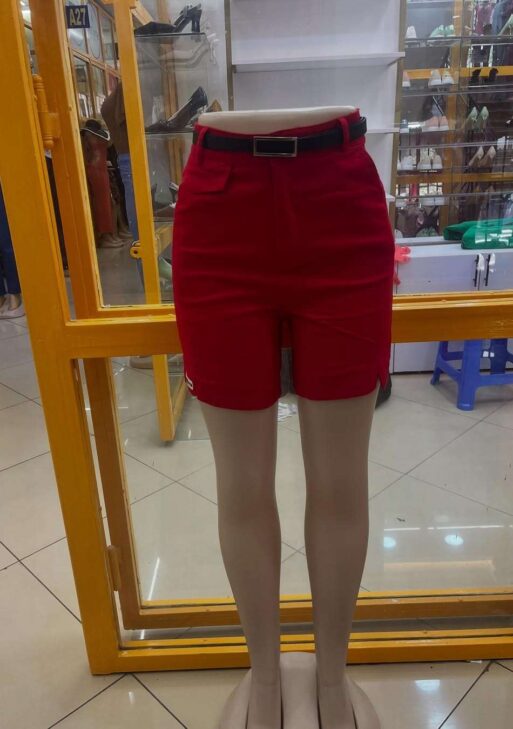 Red official short
